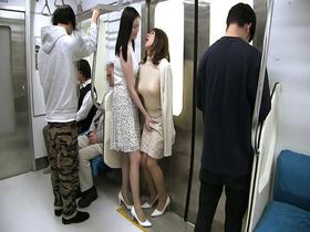 ～僕と彼女の女装レズ日記～ ズボンを汚してしまった僕に女上司が自分のスカートを貸してくれて… ゾクゾクする裏地の感触に思わず勃起してしまい男の娘になってレズられた僕　サンプル画像10